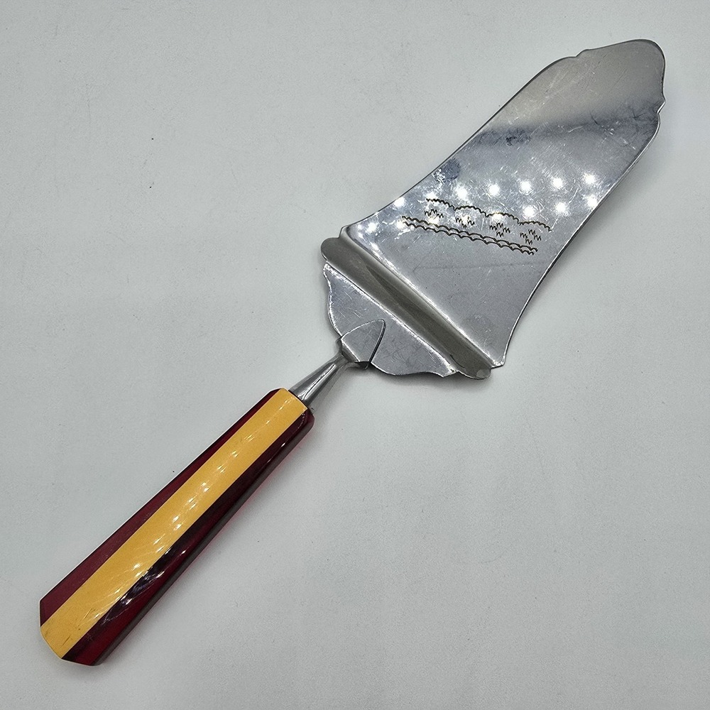 Vintage Red and Yellow Bakelite Handled Cake Pie Server Spatula German Germany‎